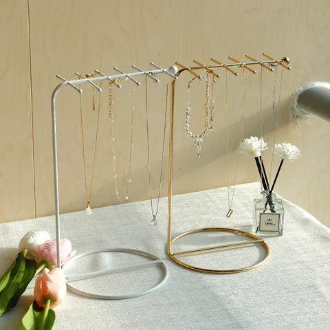 Creative Iron Art Necklace Display Stand Minimalist Jewelry Organizer Rack With Hooks Stable Round Base For Pendants Bracelets Exhibition