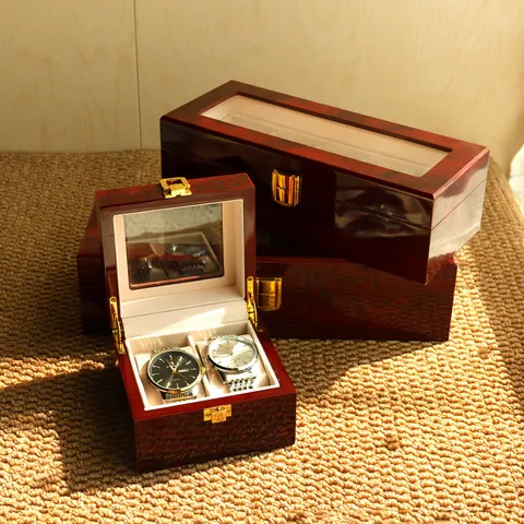 Caja de Relojes de Madera Lacada Roja Pintura de Piano Estuche de Almacenamiento con Ventana de Vidrio Múltiples Ranuras