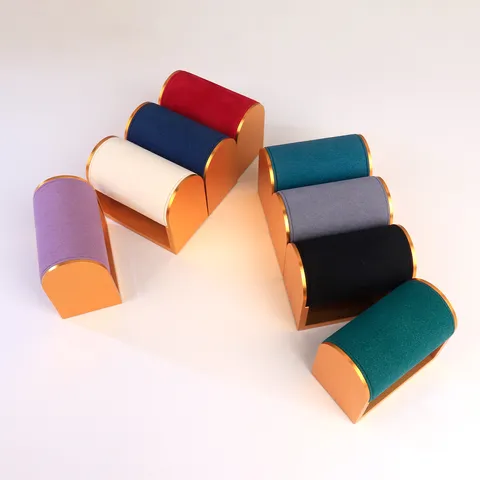 Moderno Espositore per Orologi Gioielli Metallo Microfibra Cuscino Porta Bracciali Vetrina Bancone Accessori Live Stream