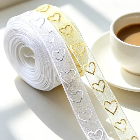Rotolo di Nastro in Organza Trasparente con Stampa Cuore di San Valentino per Decorazione Festa Matrimonio Confezione Regalo