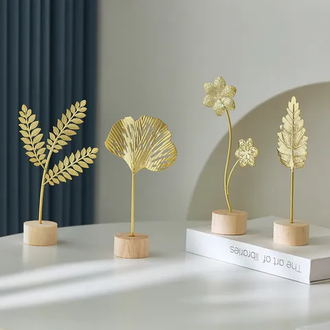 Nordic Light Luxury Iron Plant Leaf Ornaments With Wooden Base Gold Navy Blue Ginkgo Maple Leaf Desktop Crafts Home Decor Accents Ornaments