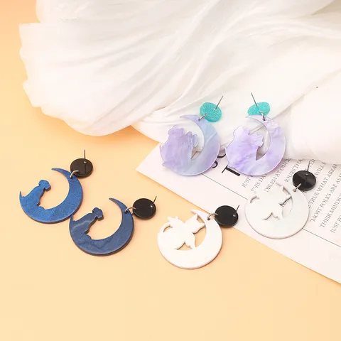 Moda Degradado Luna Gato Perro Acrílico Pendientes de Botón Único Aleación Novedad Joyería de Animales Regalo Para Mujeres