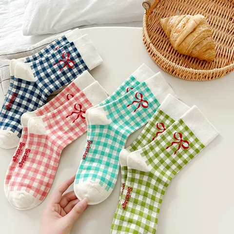 Unisex Cotton Crew Socks Sweet Bowknot Plaid Casual Cute Socks For Women And Men Daily Fashion Hosiery Gift