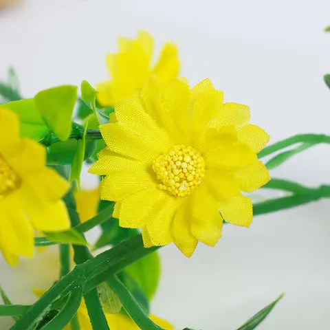 Vid de Flor de Margarita Artificial Guirlanda de Seda Plantas Colgantes Falsas para Pared Interior Tubo de Aire Acondicionado Decoración del Hogar