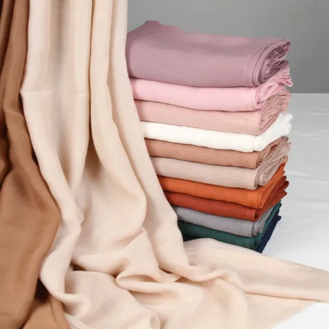 Zachte Modal Effen Kleur Sjaal voor Dames Lichtgewicht Ademend Lange Omslagdoek Glanzend Katoen Linnen Gevoel Hijab Accessoires