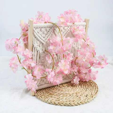 Enredadera de Flores de Cerezo Artificiales Tela de Seda Mimbre Floral Denso para Decoración de Hogar Centro Comercial Aire Acondicionado