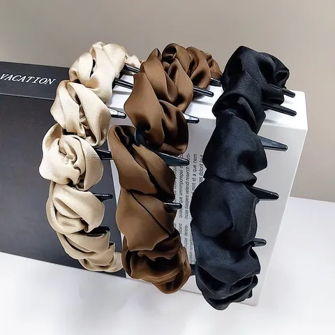 Korean Style Satin Cloud Bubble Headband For Women Elegant Scrunched Wide Hair Band Anti Slip Hair Hoop With Teeth