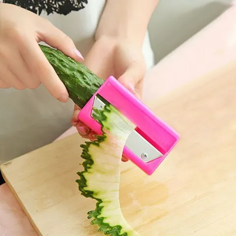 Manueller Kunststoff Gurkenschneider Anspitzer Stil Für Gesichtsmaske Schönheit Hautpflege Werkzeug Edelstahl Klinge Obst Gemüse Slicer Zufällige Farbe