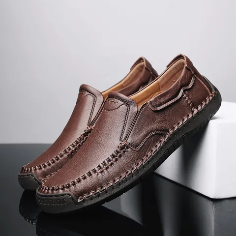 Mocassini da Uomo Classici in Vera Pelle Leggeri Stile Britannico Scarpe Casual Senza Lacci Traspiranti Scarpe da Guida Resistenti All'Usura per Pendolarismo