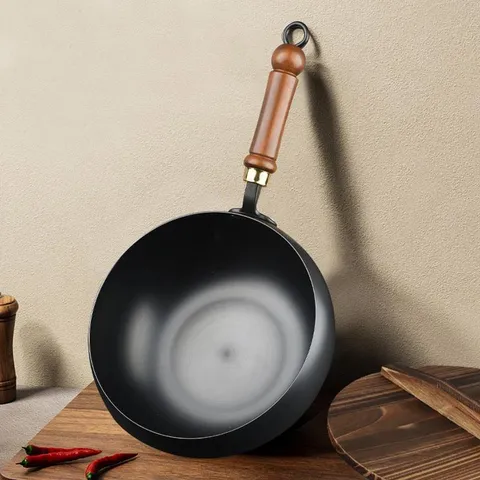 Traditionele Handgemaakte Smeedijzeren Wok Diepe Buik Antiaanbakpan Houten Handvat IJzeren Pan Kookgerei Voor Gas Inductie Fornuis