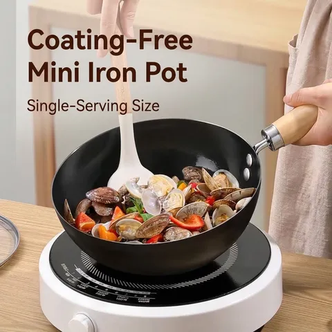 Japanese Style Mini Wrought Iron Wok Nonstick Flat Bottom Stir Fry Pan With Wooden Handle For Induction Cooker Gas Stove Kitchen