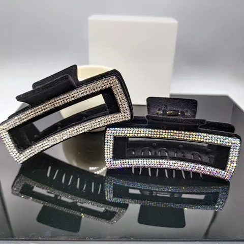 Pince à Cheveux Élégante en Strass de Flocage Géométrique Grand Clip en Velours Carré Accessori de Cheveux Mode pour Femmes