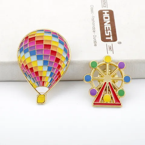 Creative Colorful Enamel Alloy Hot Air Balloon Ferris Wheel Brooch Badge Cartoon Lapel Pin For Backpack Clothing Accessories Women Men Jewelry