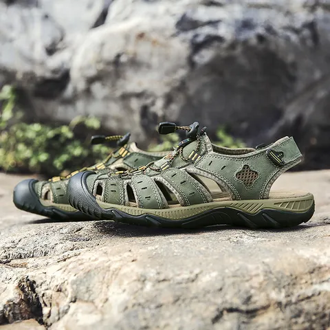 Sandali da Uomo con Punta Chiusa per Esterni Scarpe da Acqua Impermeabili da Trekking Retro in Vera Pelle Antiscivolo per Spiaggia