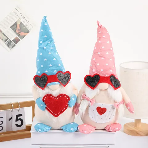 Valentine's Day Heart Glasses Gnome Faceless Doll Ornament Scandinavian Style Handmade Fabric Rudolph Doll Home Party Decoration