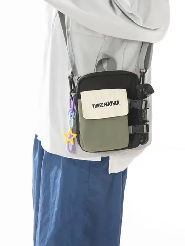 Sac Bandoulière Tendance Streetwear en Nylon Style Cargo Utilitaire Multi Poches Sac de Téléphone pour Hommes Femmes Plein Air