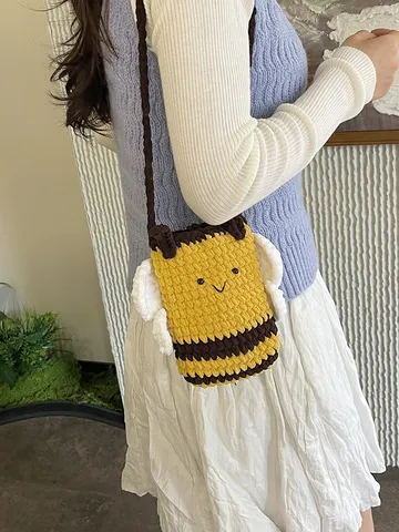 Cute Cartoon Hand Crochet Yarn Crossbody Bag Handmade Contrast Color Mini Phone Shoulder Bag For Travel Parent Child Everyday Use Bag