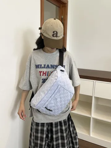 Minimalistische Nylon Gewebt Brusttasche Große Kapazität Unisex Gürteltasche Mode Einfarbig Süßigkeiten Farbe Umhängetasche Für Reisen Pendeln