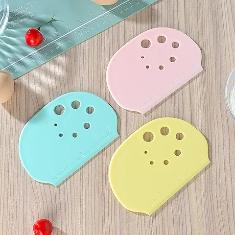 Thickened Plastic Baking Scraper Double Sided Graduated Dough Cutter Cake Spatula Kitchen Pastry Tool