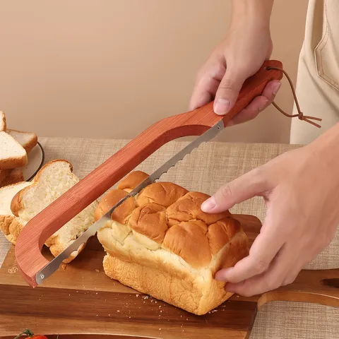 Ergonomic Wooden Bread Knife Toast Serrated Bread Cutting Tool Kitchen Tool For Sandwich Slicing Bakery