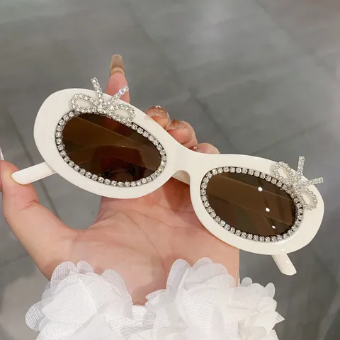 Mode Ovaler Rahmen Strass Sonnenbrille Elegant Schleife Verziert Brille Luxus Street Beats Brillen Für Herren Damen Party
