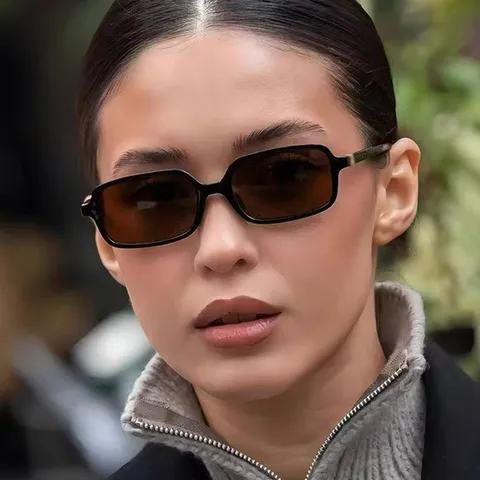 Retro Small Square Frame Sunglasses Women Men Fashion Personality Metal Rivets Sun Glasses UV400 Protection Eyewear