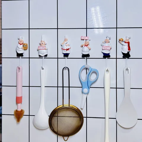 Creative 3D Resin Chef Wall Hook Cartoon Punch Free Adhesive Hanger Cute Kitchen Home Storage Organizer Decor