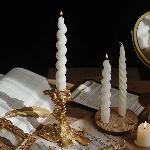 European Retro Candlestick Melted Wax Shape Resin Candle Holder Antique Bronze Gold Silver Table Decor Photography Prop Home Decor
