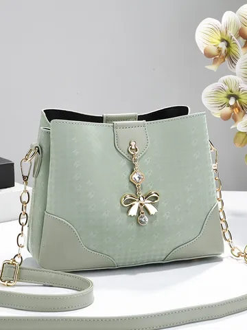 Printed PU Leather Bucket Bag For Women Trendy Large Capacity Shoulder Bag With Rhinestone Bow Pendant Fashion Chain Bag