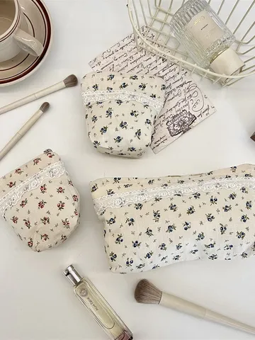 Frischer Münzbeutel Mit Blumenmuster Und Spitzenbesatz Kleine Aufbewahrungstasche Für Damen Japanischer Stil Kosmetiktasche