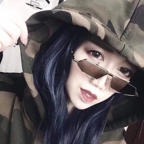 Harajuku Style Flip Up Sunglasses For Women Men Retro Geometric Polygon Metal Frame Decorative Eyewear Trendy Steampunk