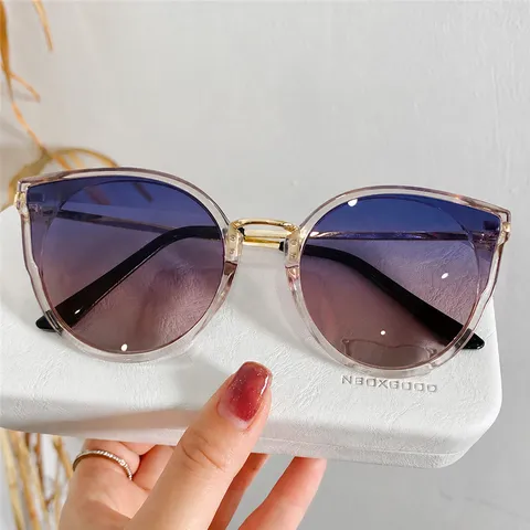 Lunettes de Soleil Yeux de Chat pour Femmes à la Mode Monture en Métal PC Lentilles Dégradées UV400 Lunettes de Protection Solaire Extérieure Lunettes de Voyage Tendance pour Femmes