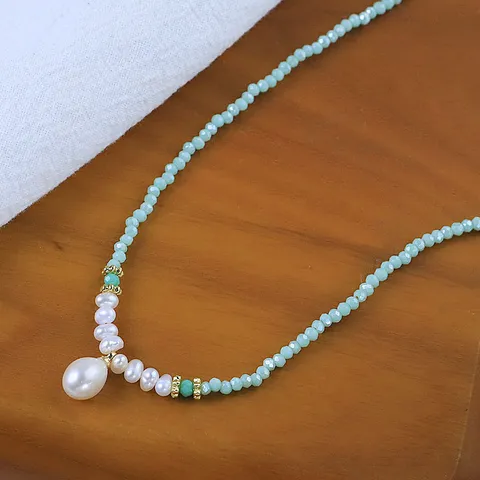Collier Fait à la Main en Perles d'Eau Douce et Perles de Verre Glacé pour Femmes Design de Niche Choker Vert Menthe Bijoux
