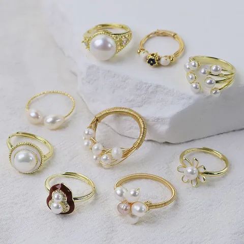 Französischer Eleganter Legierung Künstliche Perle Blume Offener Ring Für Damen Luxuriöse Strass Eingelegt Einstellbarer Ring Modeschmuck Geschenk