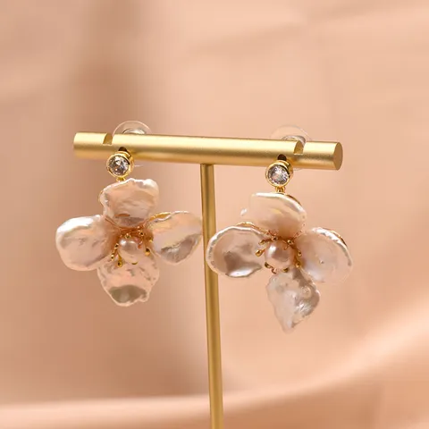 Handgefertigte Natürliche Süßwasserperlen Blumen Ohrringe Mit 925 Sterlingsilber Stift Elegante Barock Schmuck Für Damen Hochzeit Dating