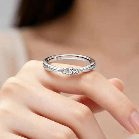 Anillo Chapado en Aleación Minimalista Strass Anillo de Dedo Apilable Moda Viaje Diario Joyería Regalo para Mujer