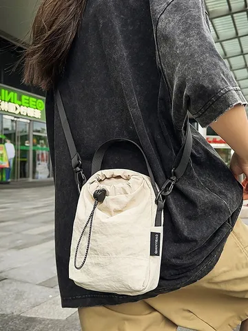 Minimalist Nylon Drawstring Bucket Bag For Women Candy Color Casual Crossbody Shoulder Bag Lightweight Small Handbag
