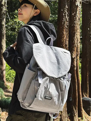 Sac à Dos de Sport de Voyage en Plein Air à Grande Capacité Color-Block Tendance Nylon Léger et Respirant Unisexe pour Randonnée Fitness