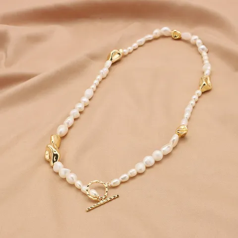 Elegante Collana di Perle d Acqua Dolce da Donna Fatta a Mano Rame Placcato Oro Barocco Girocollo di Perle Ciondolo Cuore Moneta Gioielli