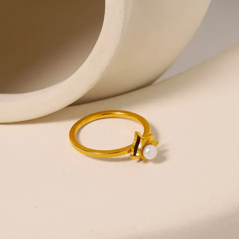 Vintage Titanstahl Süßwasserperle Ring Für Damen Gold Schmetterling Geometrisch Offener Ring Ins-Stil Leichter Luxus Schmuck