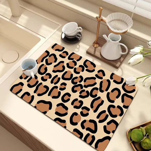 Leopard Print Diatomaceous Earth Draining Mat Kitchen Countertop Non Slip Heat Insulating Quick Drying Dish Mat