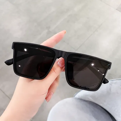Occhiali da Sole Polarizzati Quadrati Rétro per Uomo Donna Moda Oversize UV400 Guida Occhiali da Sole Montatura PC Leggera