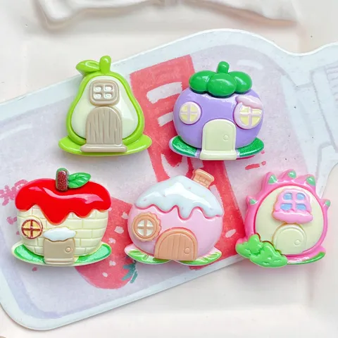 Cartoon Fruchthaus Harz Flatback Charms DIY Handwerk Zubehör Für Haarnadeln Handyhülle Kühlschrankmagnete Miniatur Ornamente