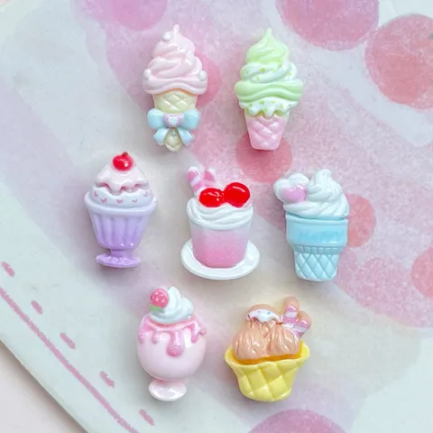 Miniature in Resina a Forma di Gelato Frutta Fragola Ciliegia Ciondoli per Fai da Te Cover Telefono Decorazioni Accessori