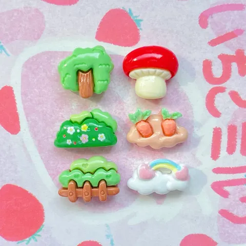 Mini Funghi Albero Piante in Resina Dorso Piatto Cabochon Cartone Animato Botanico Floreale Scrapbooking Artigianato per Fai da Te Fermaglio per Capelli Custodia Telefono Orecchini Gioielli Decorazione Pezzi