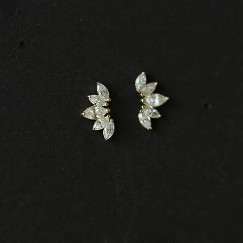 Pendientes de Botón de Corona de Plata de Ley S925 Para Mujer Diamantes de Imitación en Forma de Abanico Joyería Minimalista