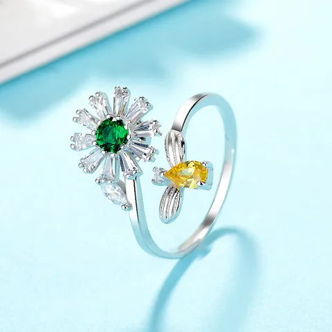 Minimalist Rotatable Daisy Bee Open Ring Women Adjustable Copper Zirconia Flower Spinner Ring Fashion Jewelry Finger Ring
