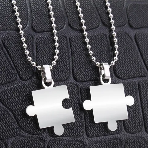 Collana con Ciondolo a Puzzle in Acciaio Inossidabile per Coppie Collana con Ciondolo Jigsaw Coordinata Set per Uomo Donna