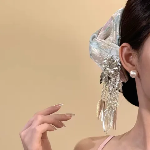 Neo-Chinese Style Ethnic Embroidery Hair Claw Clip With Long Tassel Leaf Pendant Rhinestone Flower Fabric Shark Clip For Women Jewelry