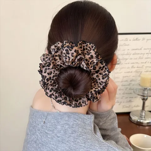 Vintage Leopard Print Large Fabric Scrunchie With Lace Ruffled Edge Fashion Hair Tie Elastic Hair Band For Women Hair Accessories